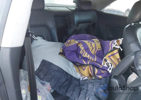 2011 Audi A5 2.0T Premium из США, поврежденный, VIN WAULFAFR3BA026335